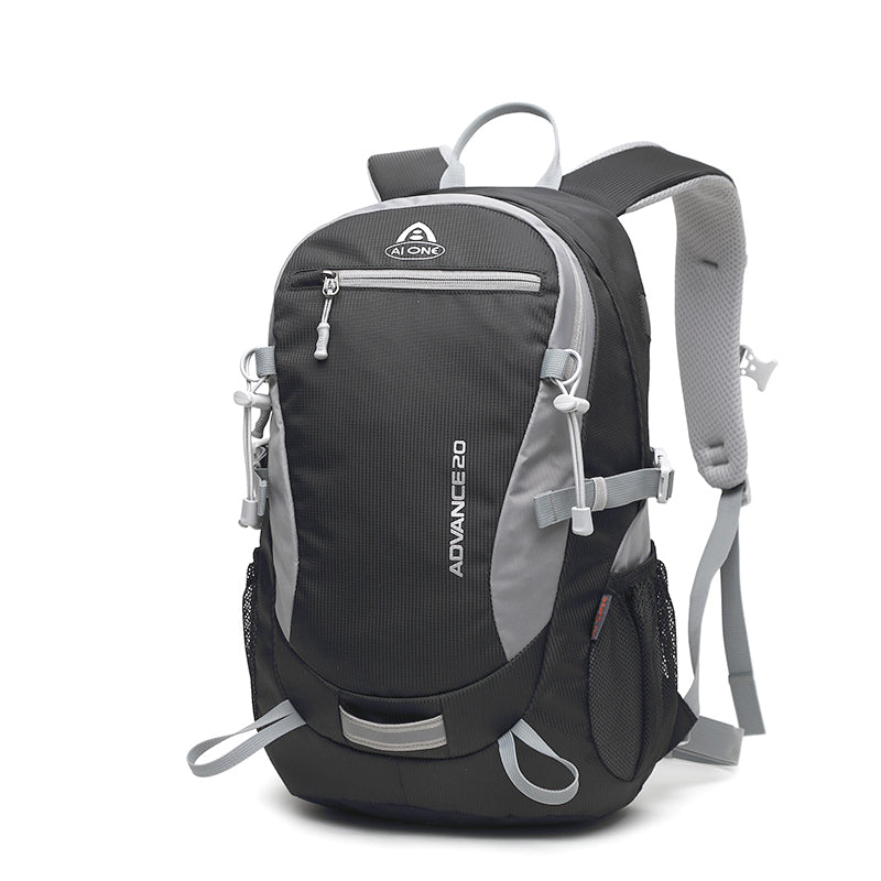 Everyday 20 L lightweight unisex backpack