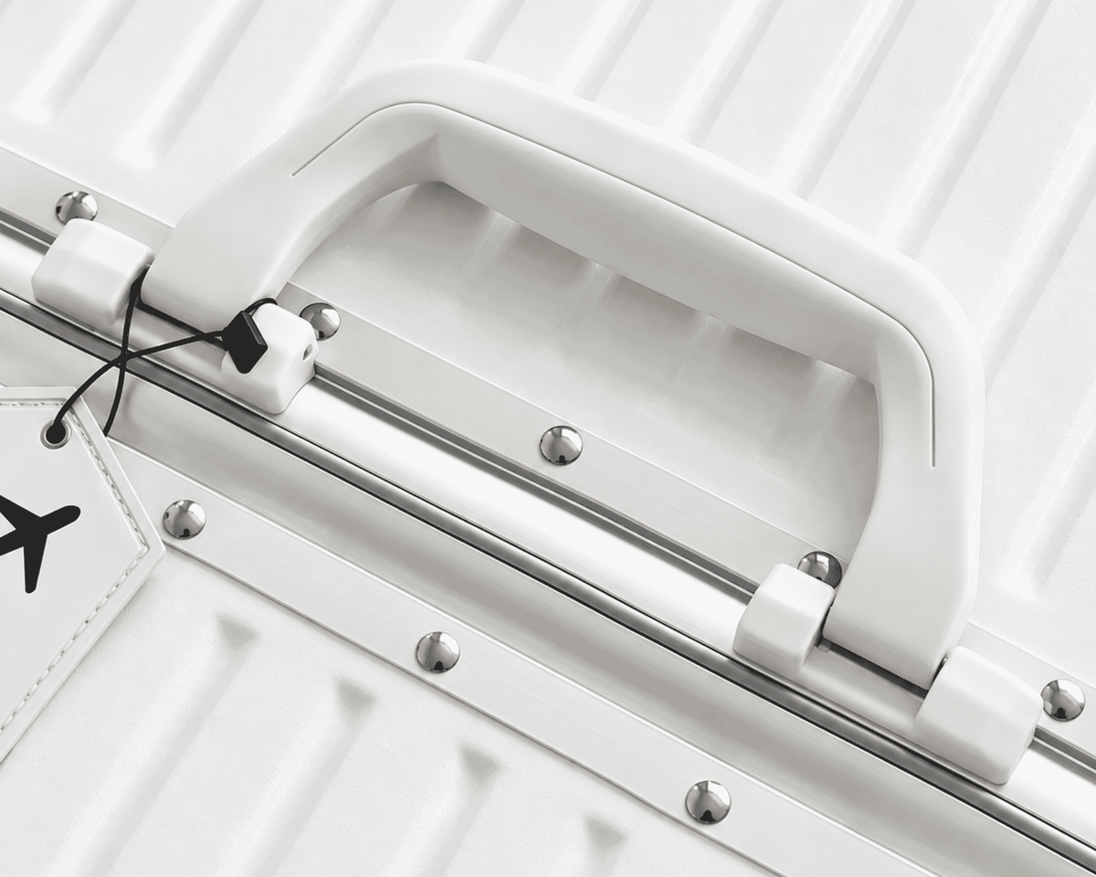 The Aluminium Trunk Suitcase – Aluminium Frame Hardshell Suitcase with TSA Lock, detail view 3
