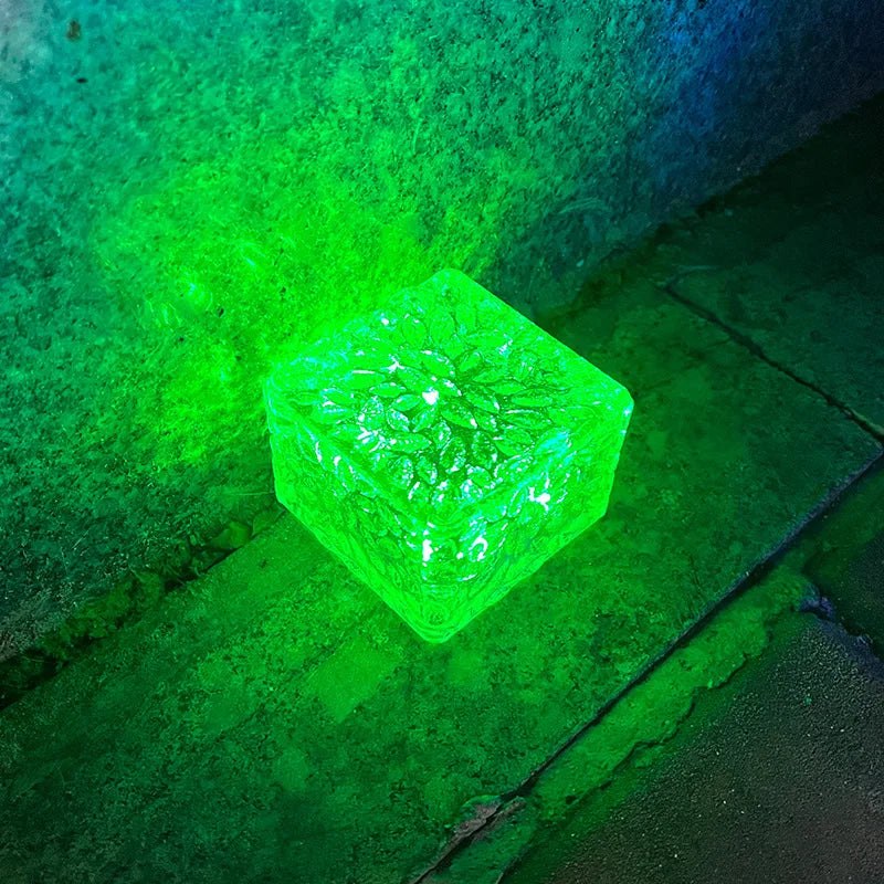 Solar-Gartenleuchten Eiswürfel-Optik (4er-Set, wasserdicht) / Solar Garden Lights – Ice Cube Pathway Lamps (Waterproof Outdoor Set)